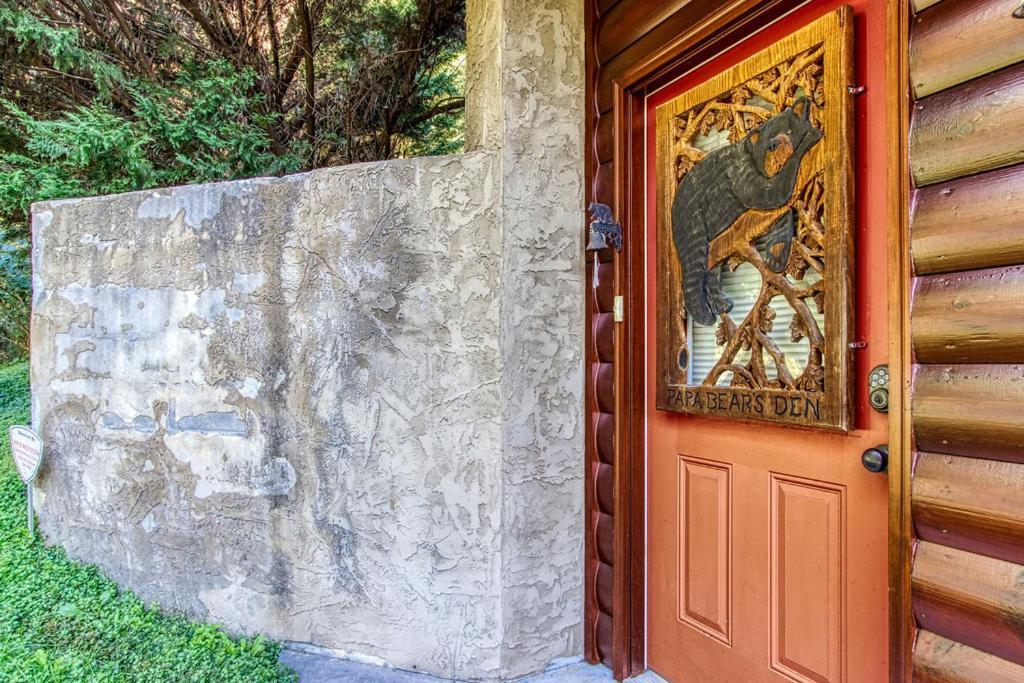 Papa Bear, Hot Tub, Wifi, 1089 Free Tickets Each Paid Day, Dollywood And More セバービル エクステリア 写真